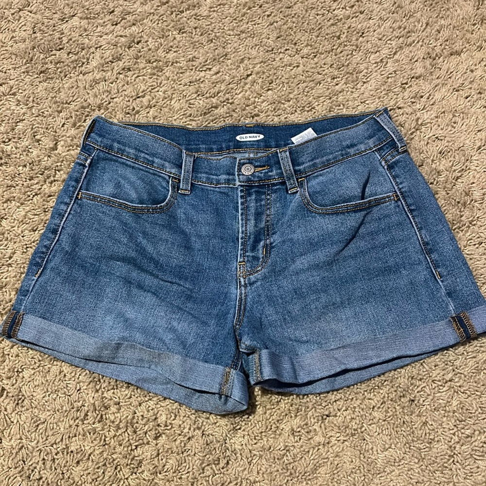Old Navy, Women’s size 4, Great Condition, jean shorts